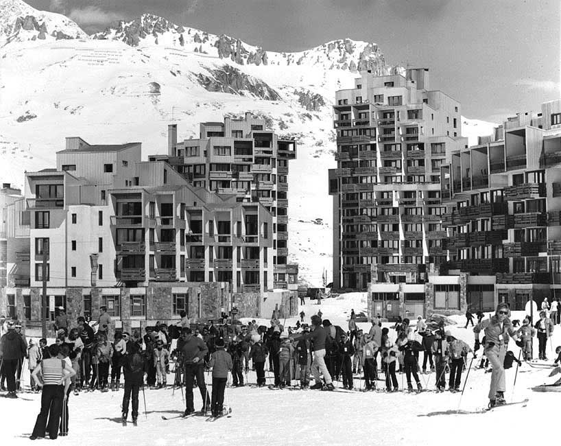 Le Sefcotel et le front de neige de Val Claret au début des années 70.