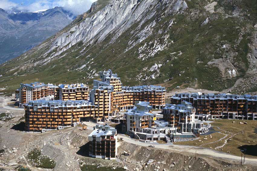 Une vue aérienne de Val Claret.